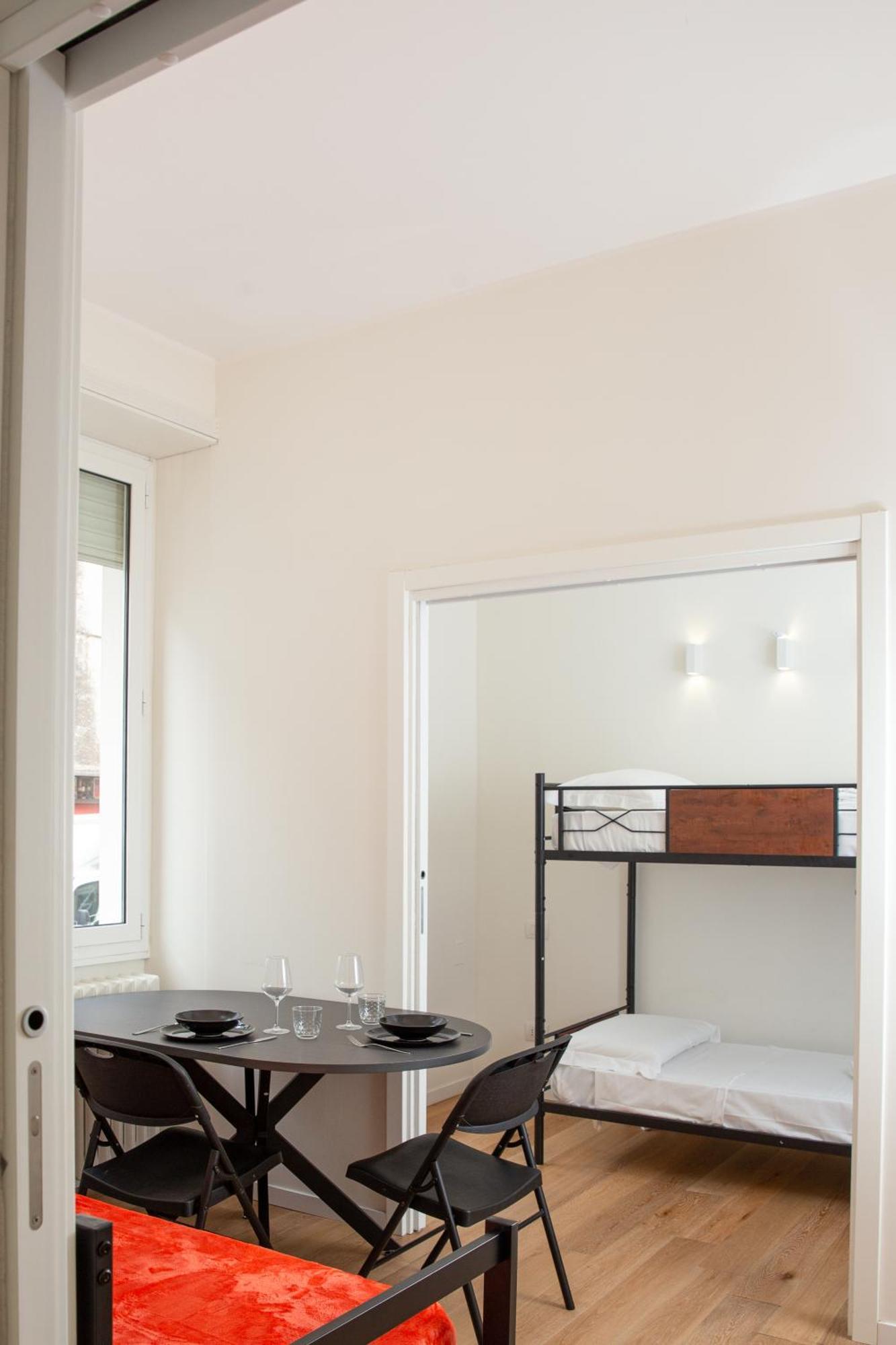 Klimt Central Station - Two Room Apartment ミラノ エクステリア 写真